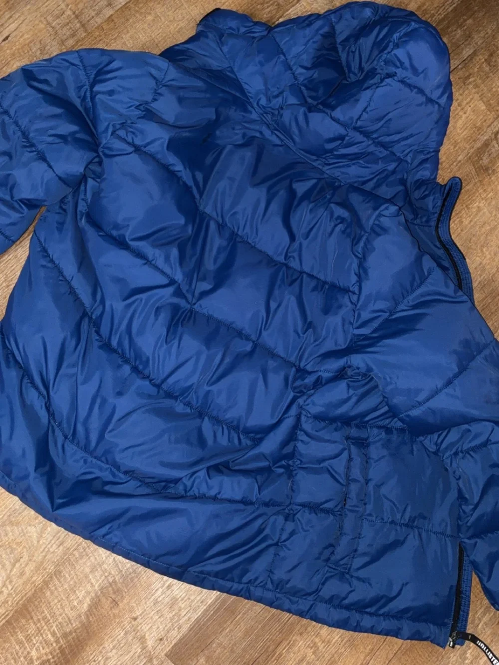 (Men’s M) Hollister Royal Blue Puffer with Hood